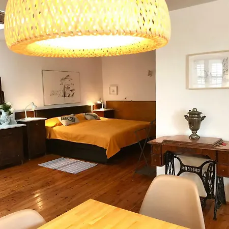 Doklestic Apartment *