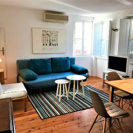Doklestic Apartment